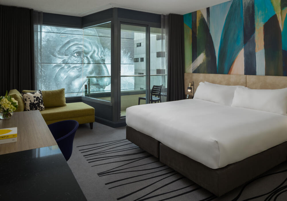 Standardkingroomwithbalcony 4